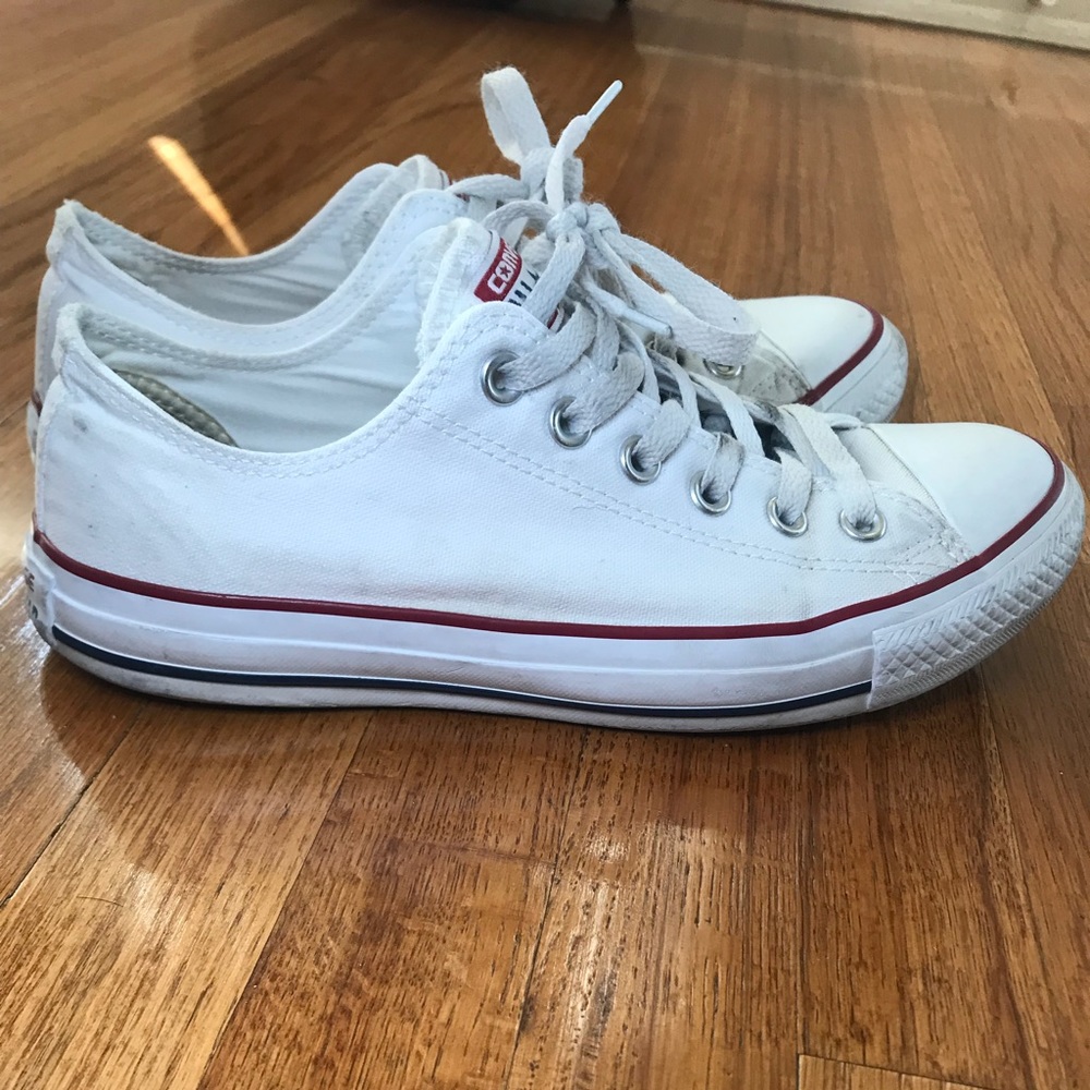 White Classic Converse 🌟